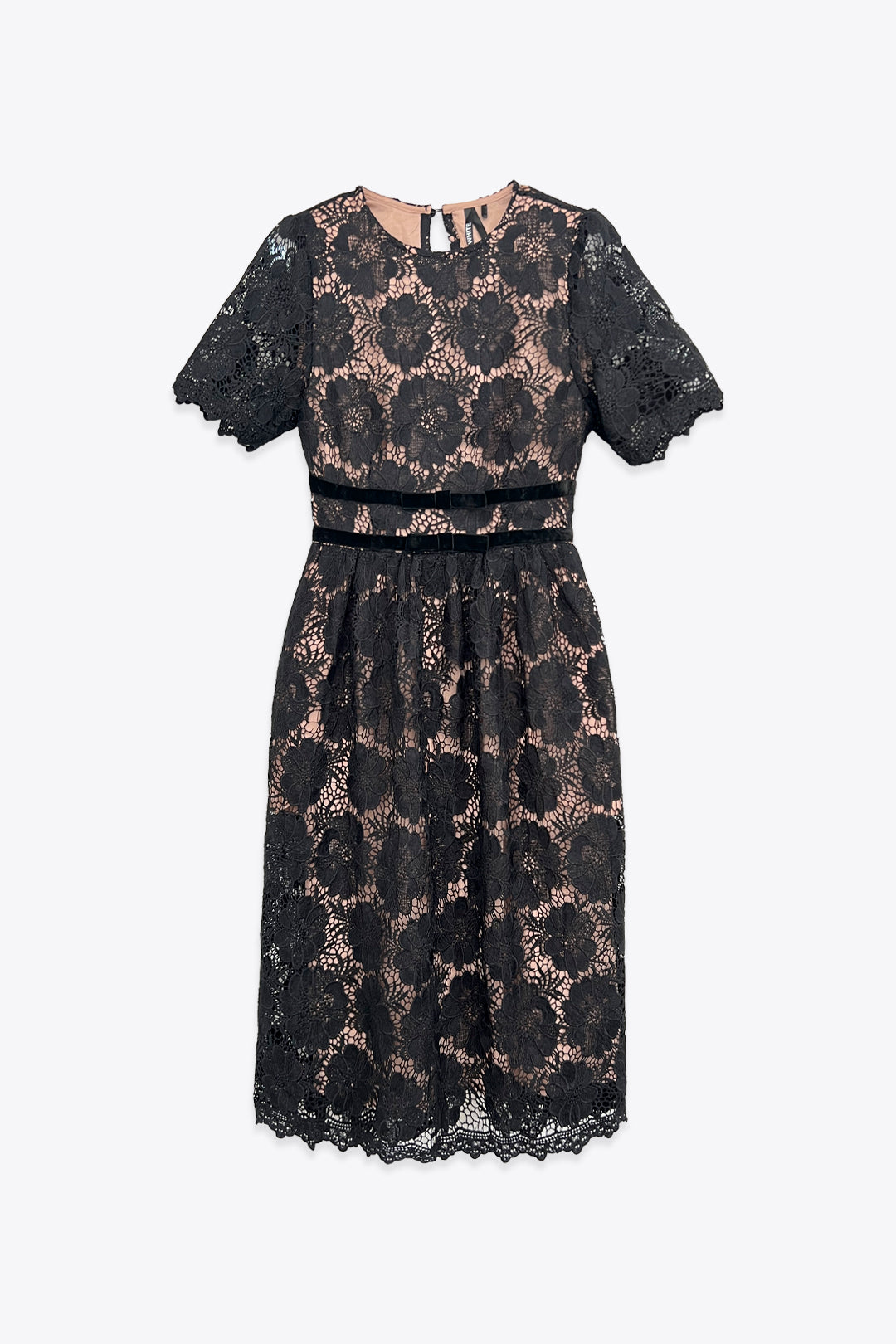 ROBE DENTELLE À DOUBLURE