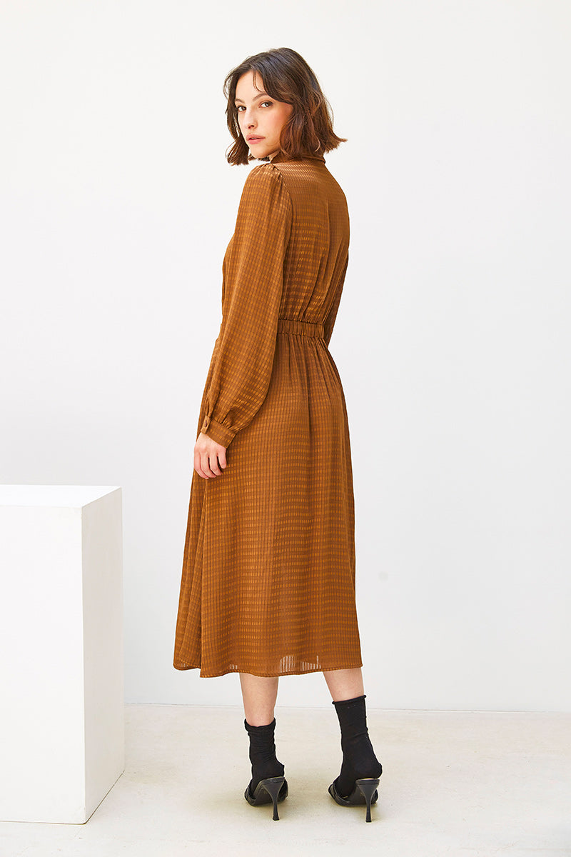 TEXTURED SHIRT DRESS