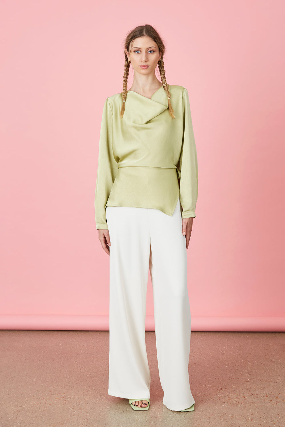 LACE AND SEQUINS TOP