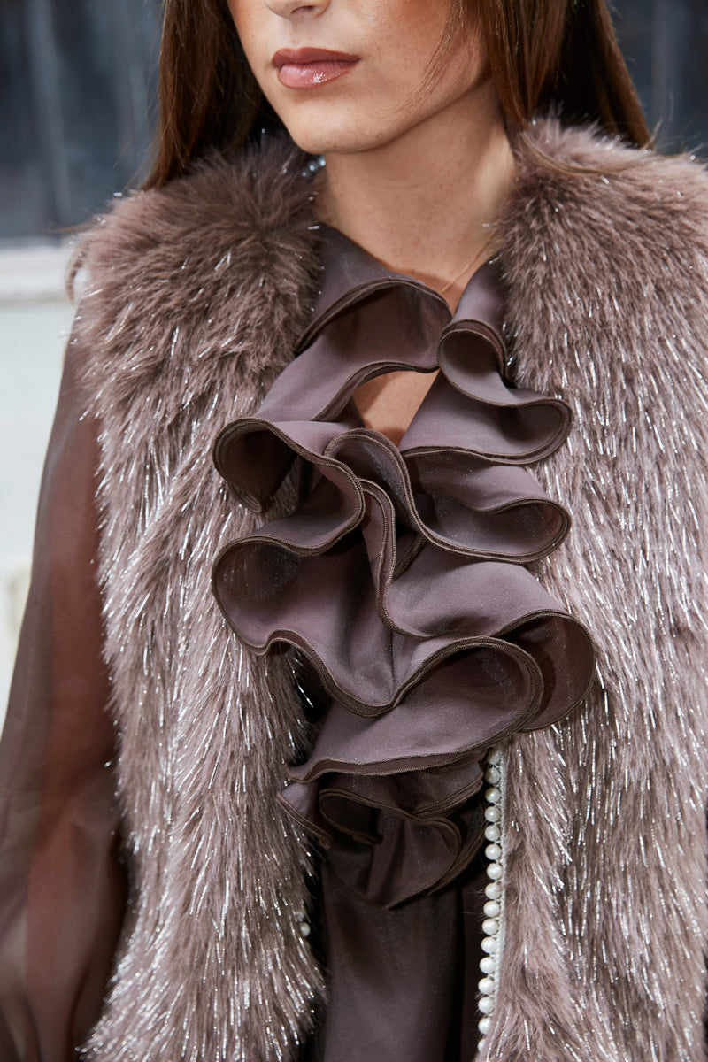 VESTE À FOURRURE SANS MANCHES