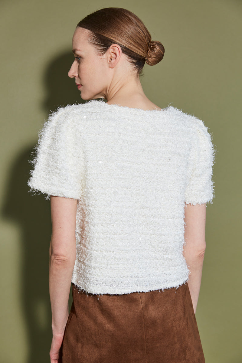 TOP À DENTELLE ET SEQUINS