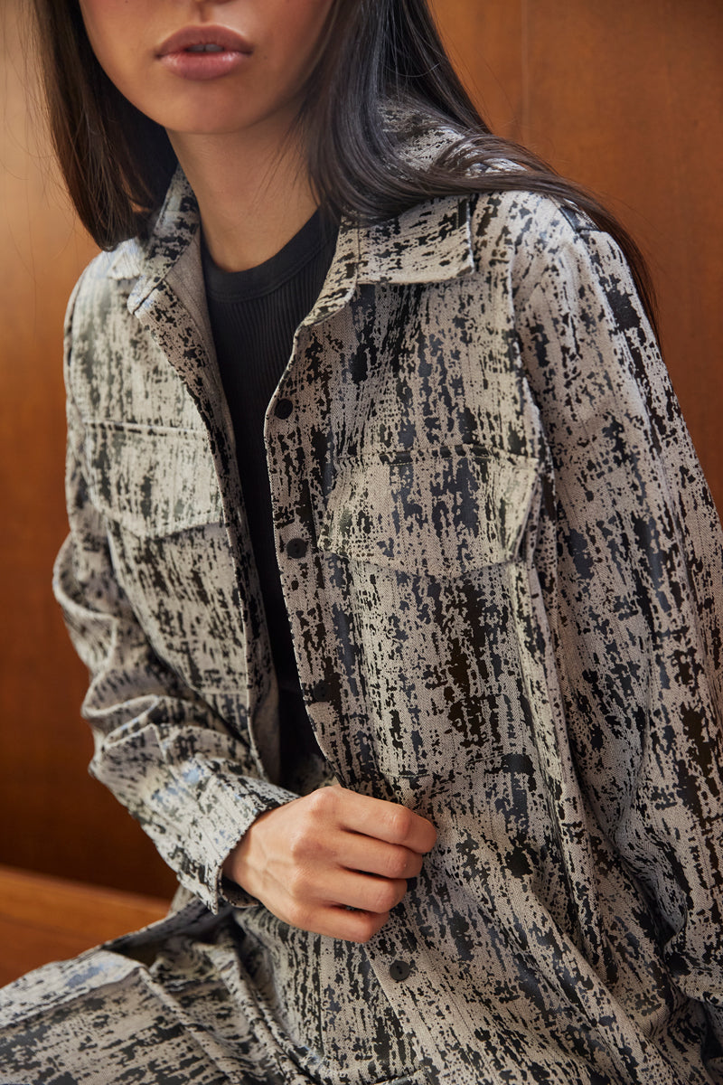 CHEMISE À IMPRIMÉ GRAPHIQUE