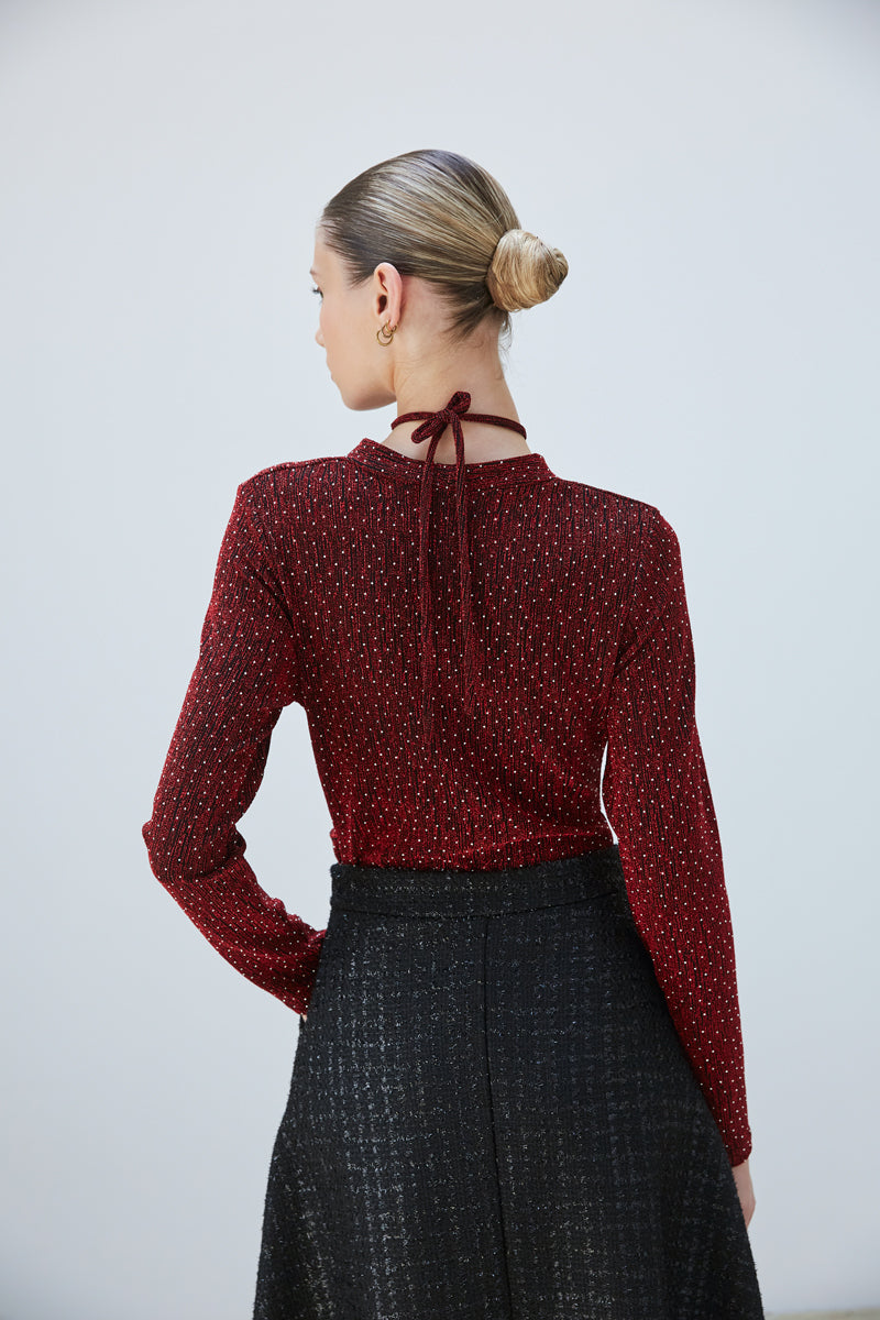 TOP PAILLETÉS À FLEURS