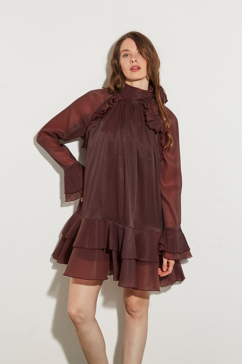 ROBE À VOLANT