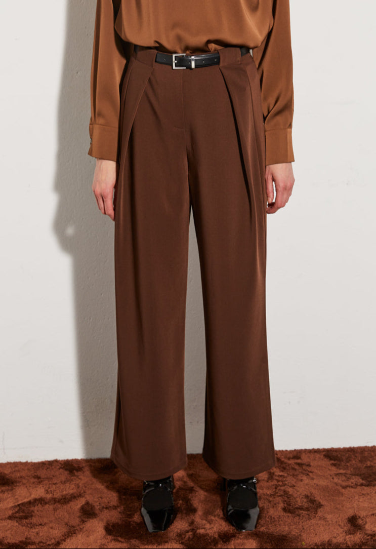 PANTALON MARRON À CEINTURE