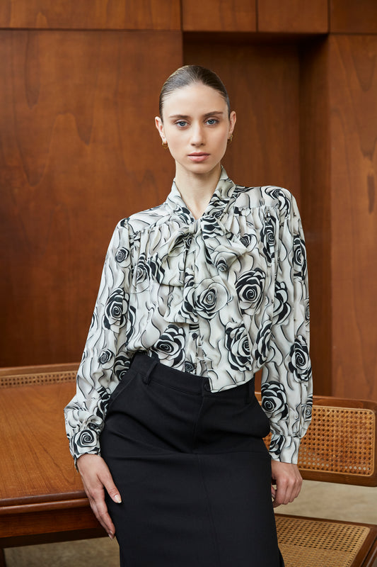 CHEMISE FLEURIE A COL LAVALLIERE NOIR