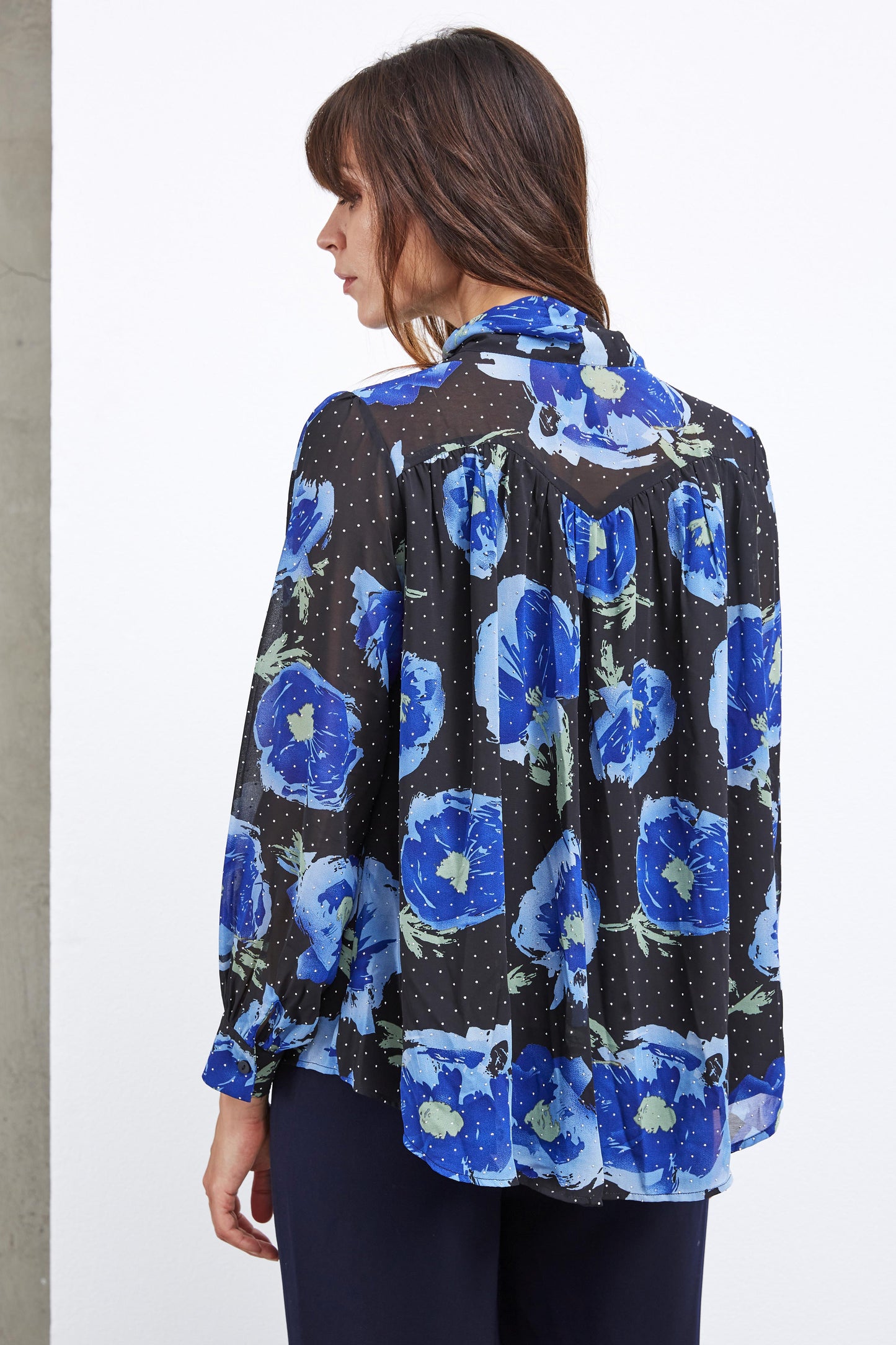 GLITTERY FLOWERED SHIRT