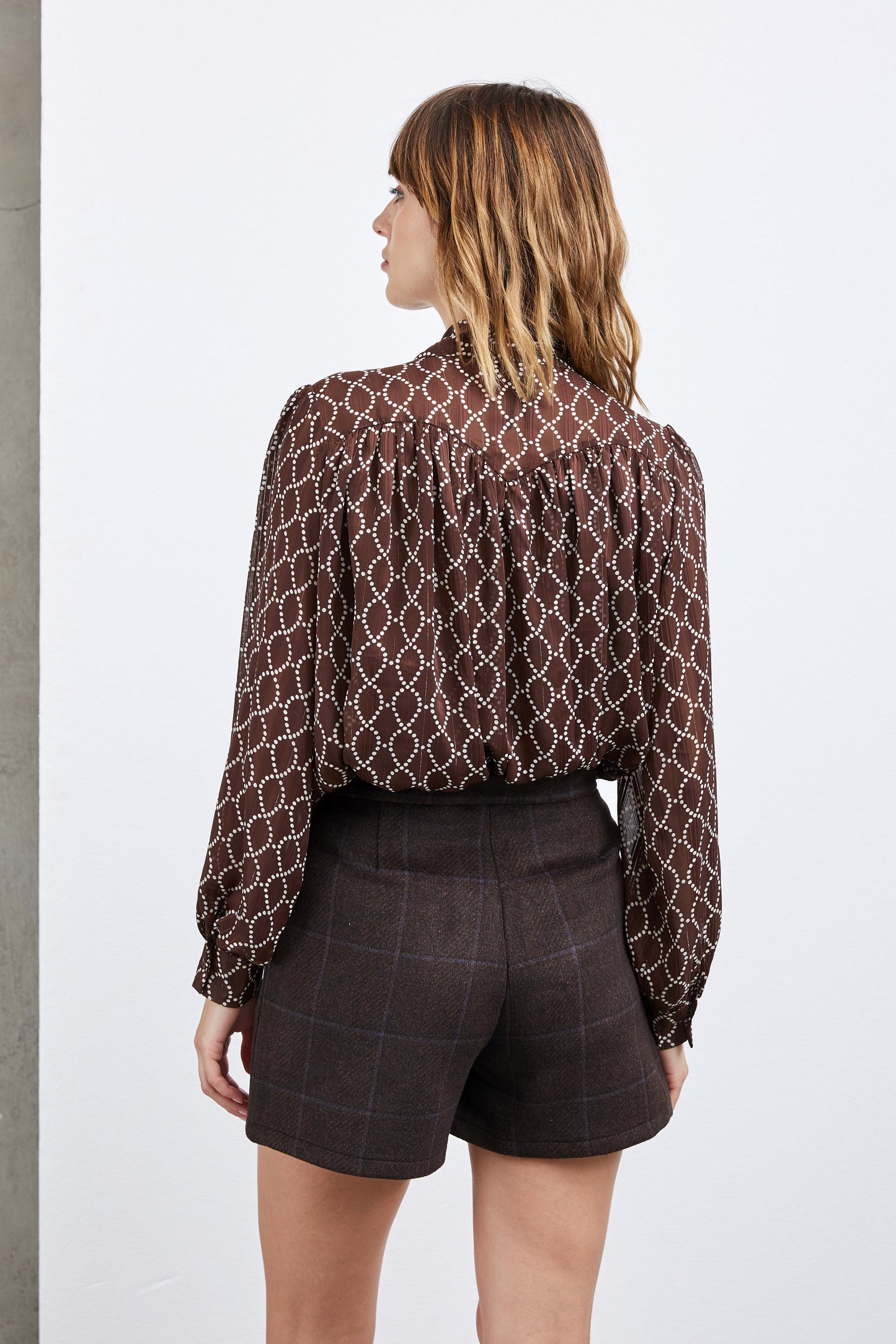 DOT BOW TIE SHIRT