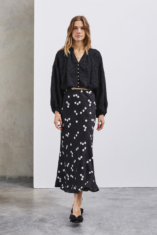 PUFF SLEEVED TEXTURED TOP