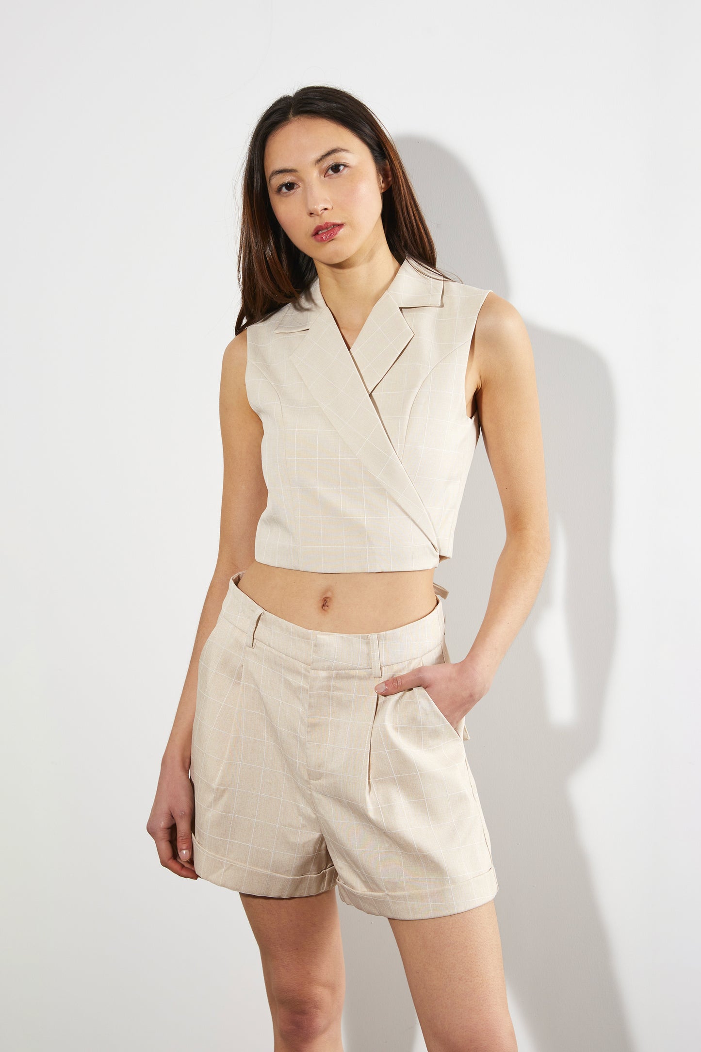 BEIGE CHECKERED SHORTS