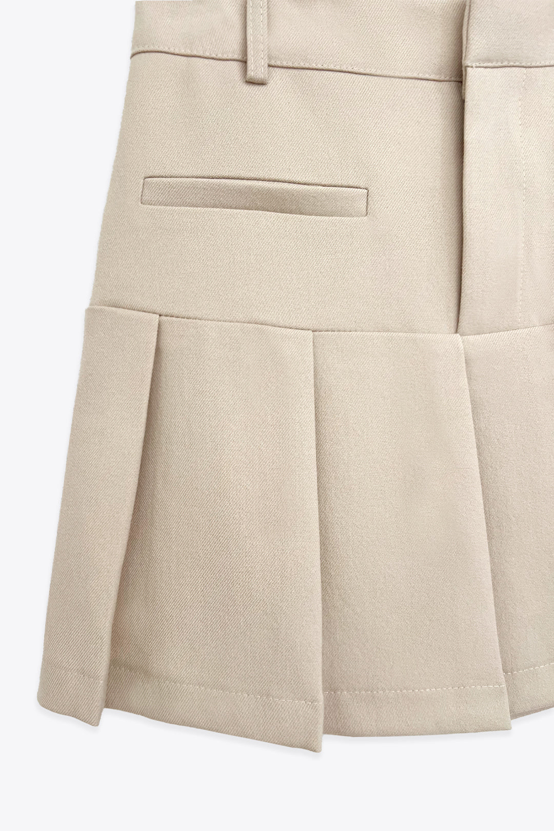 SHORT PLEATED SKIRT 