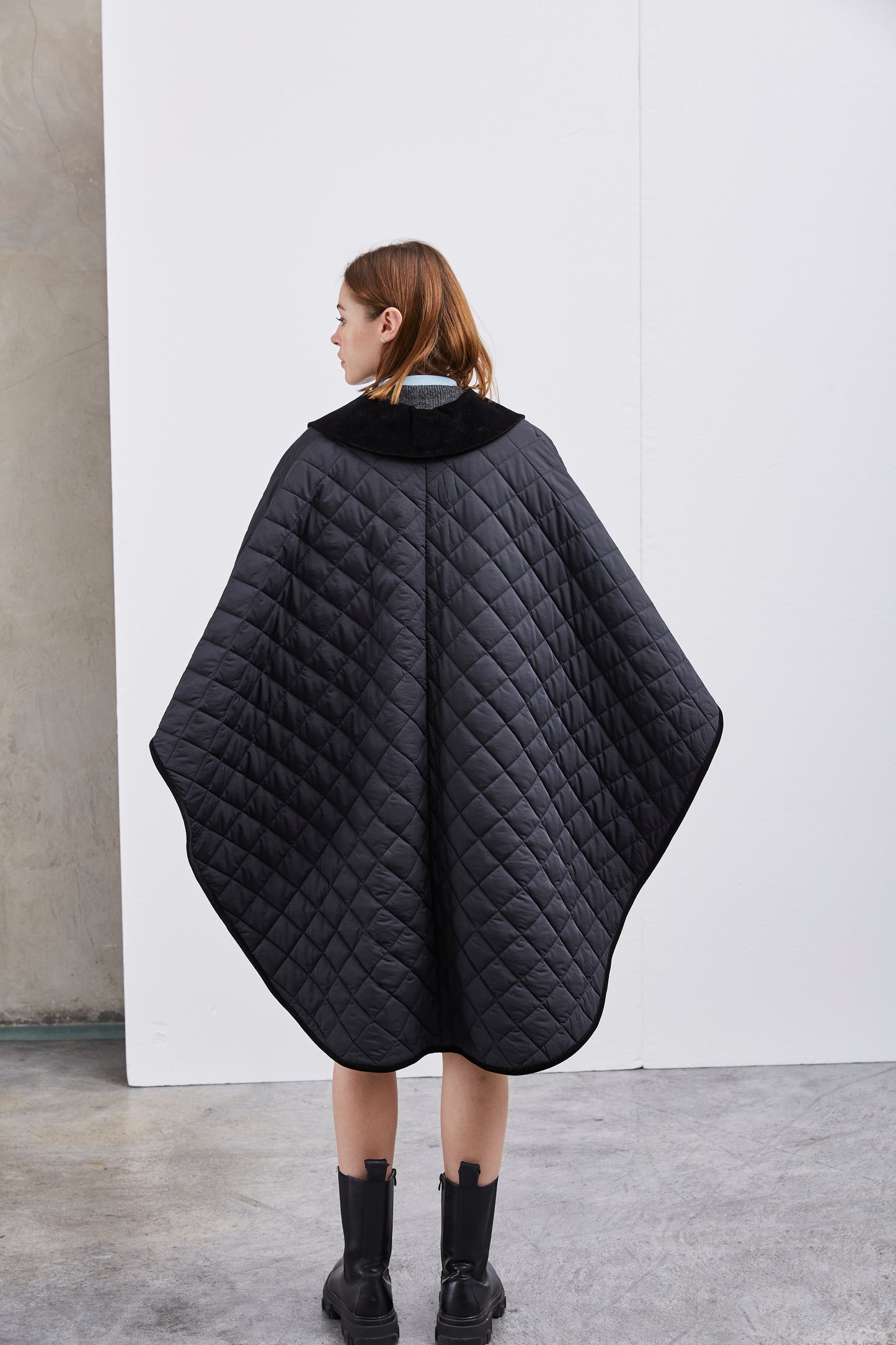 VESTE PONCHO MATELASSÉE