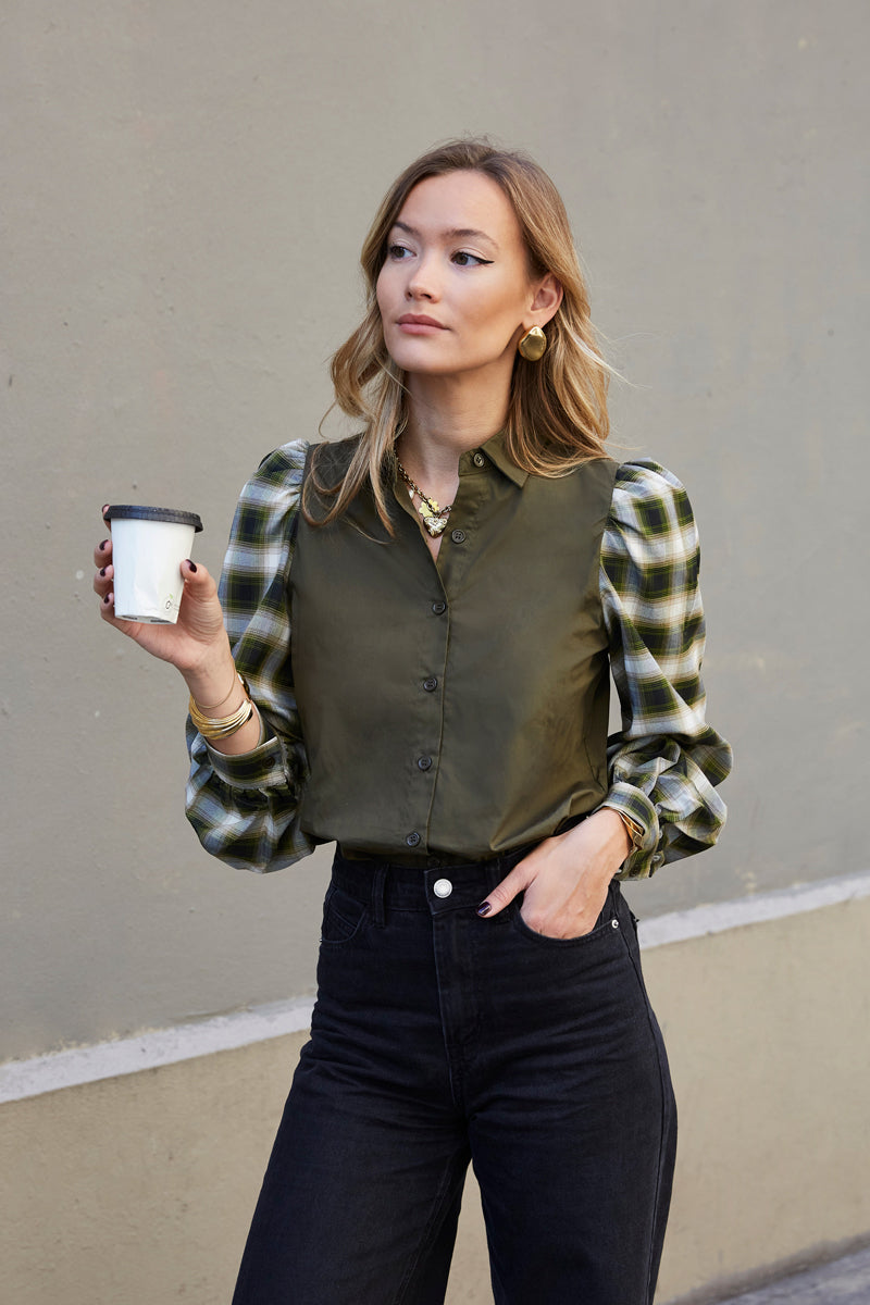 CHEMISE À CARREAUX