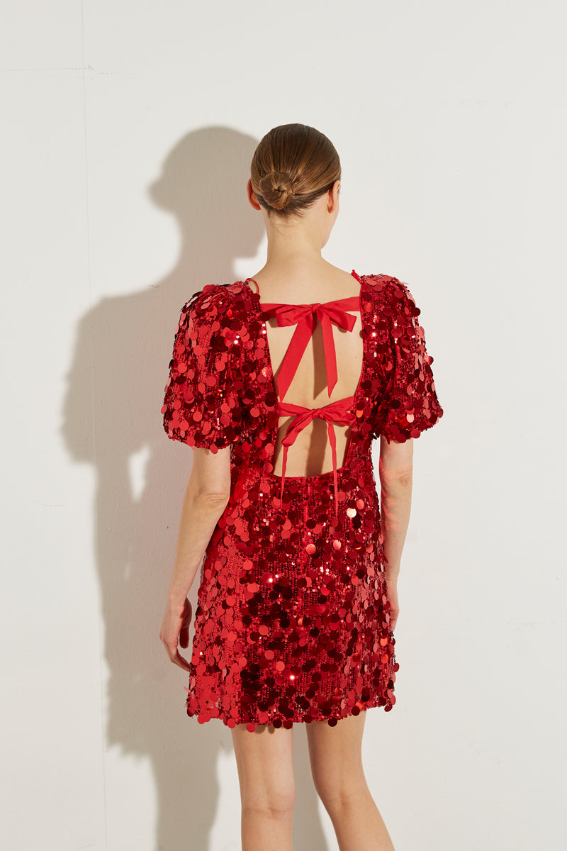 ROBE À SEQUINS À DOS OUVERT