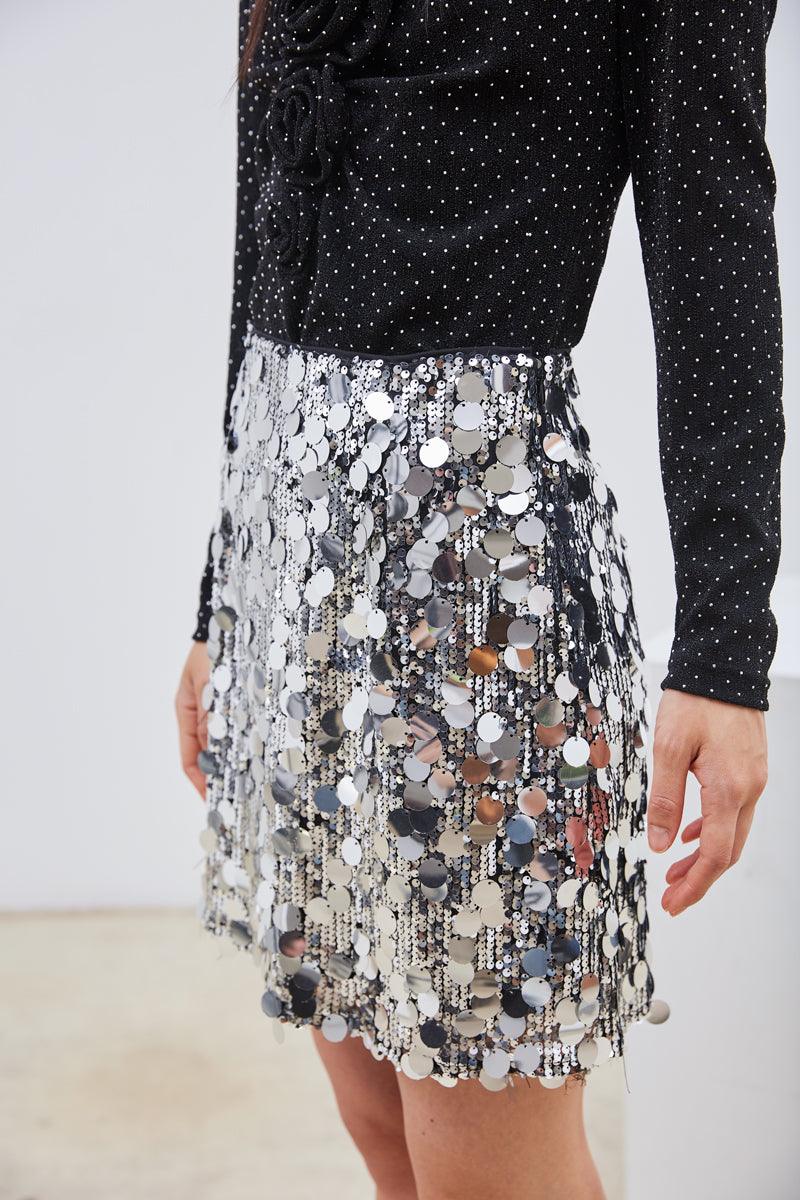 JUPE COURTE À SEQUINS