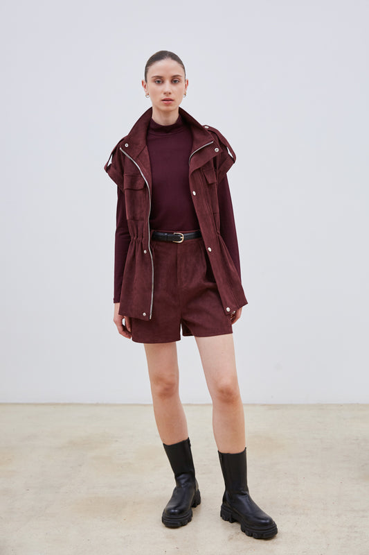 SHORT WITH GOLD BUTTONS