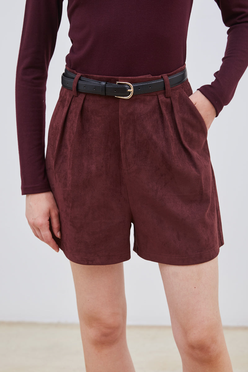 SHORT WITH GOLD BUTTONS