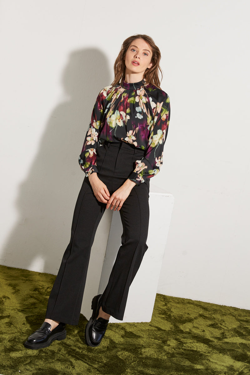 TOP WITH SPARKLING POLKA DOTS