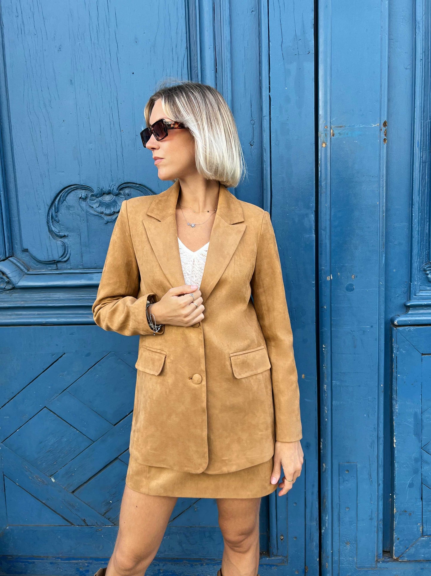 Satin Sleeveless Blazer