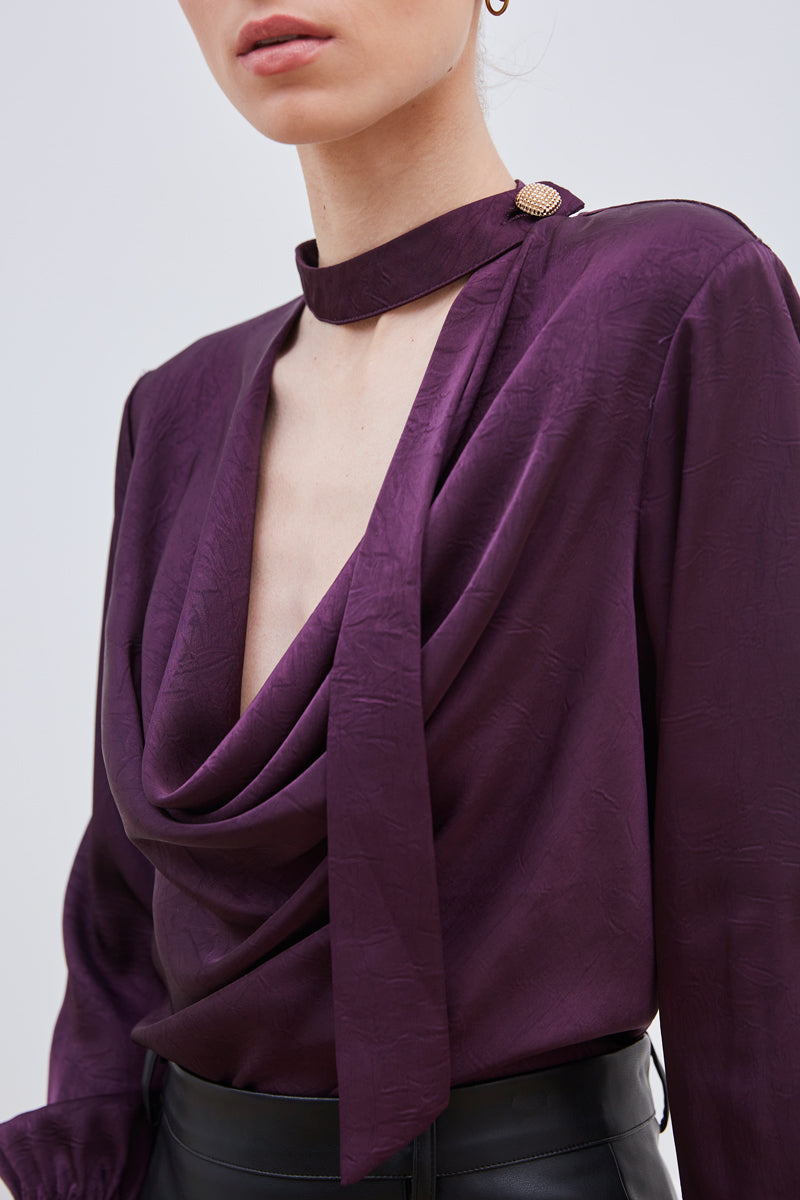 TOP A COL DRAPE