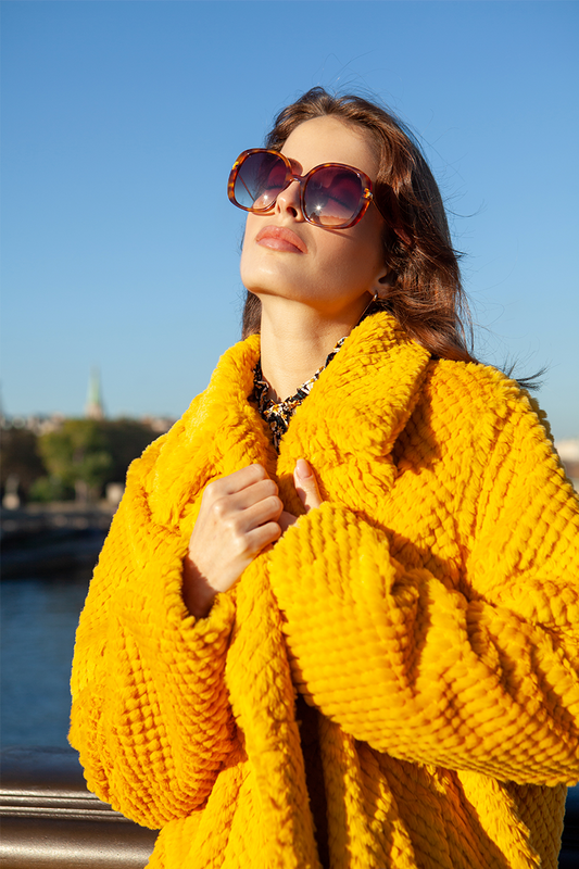 MANTEAU FOURRURE JAUNE